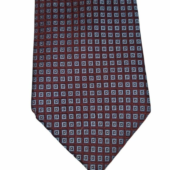 Brooks Brothers 346 Men's 100% Silk Necktie Designer Red With Blue Squares - Picture 2 of 5
